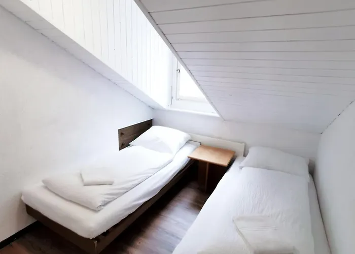 27 Apartament