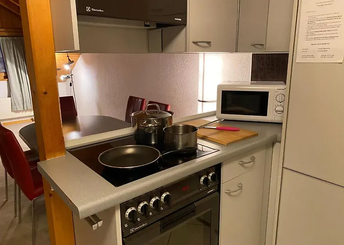 Apartament 27 *